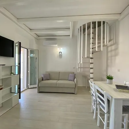 Isa Santa Teresa Gallura