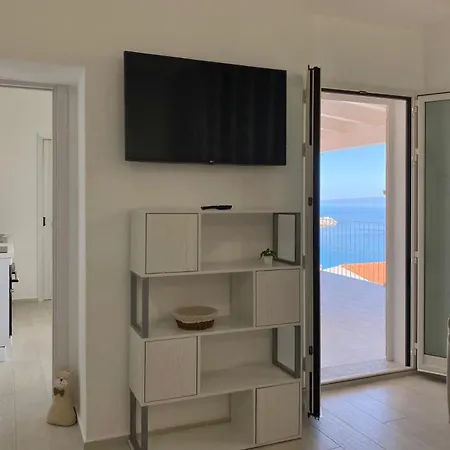 Isa Guest house